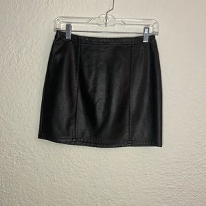 Fake leather black mini skirt